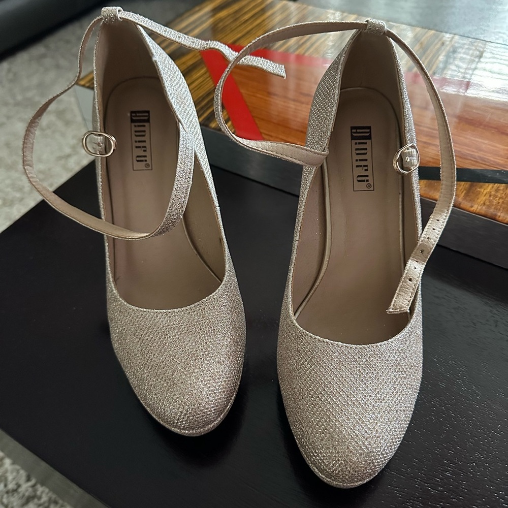 Gold Round Toe Mary Janes Size 6